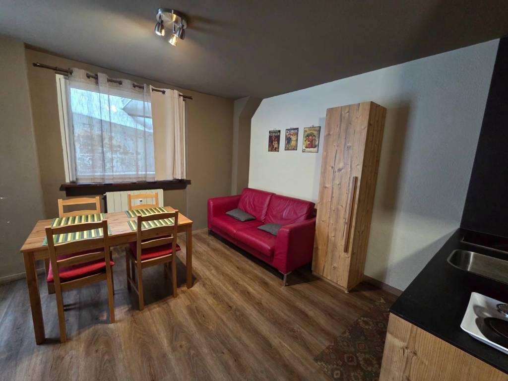 Appartamento a Valtournenche in Via Piolet, 5 - Foto 3