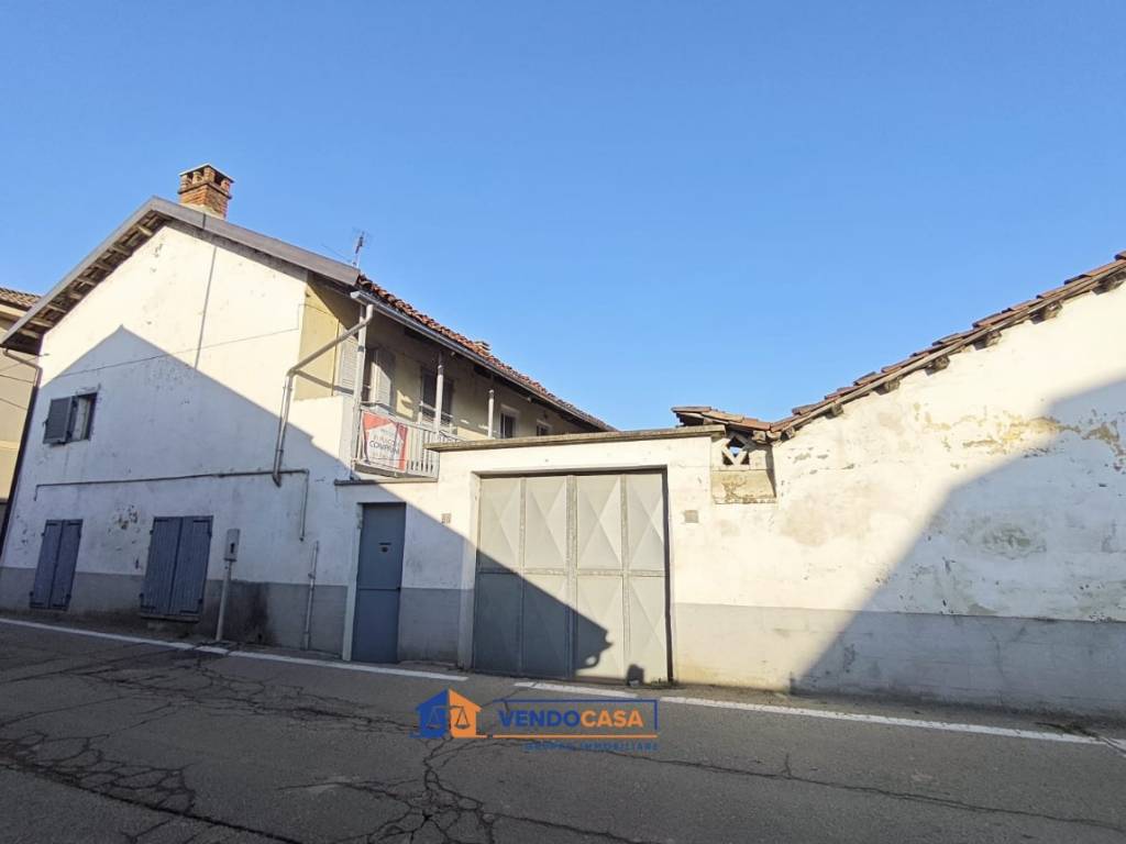 Rustico / casale a Carmagnola in Via Carignano, 68 - Foto 2