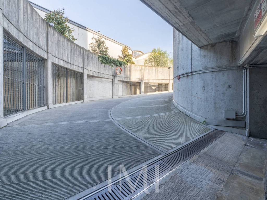 Box / garage a Milano in Viale Cassala, 55 - Foto 5
