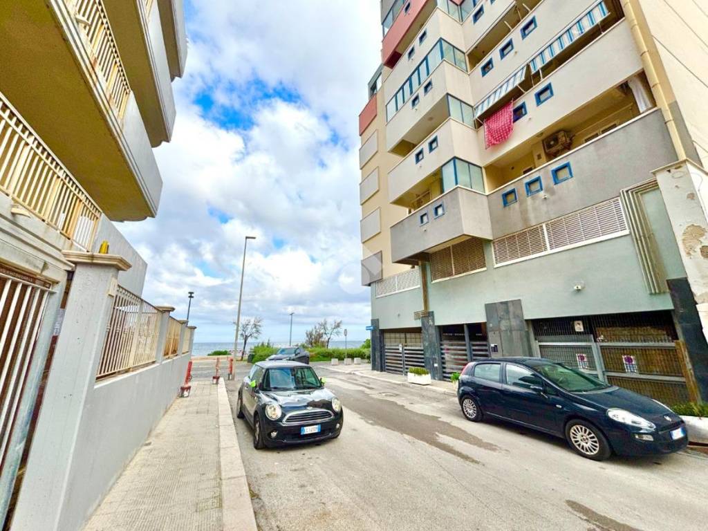 Appartamento a Bari in VIA VITTORIO BODINI - Foto 2