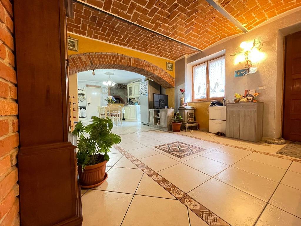 Villa a Canelli in Corso della Libertà, 19 - Foto 2