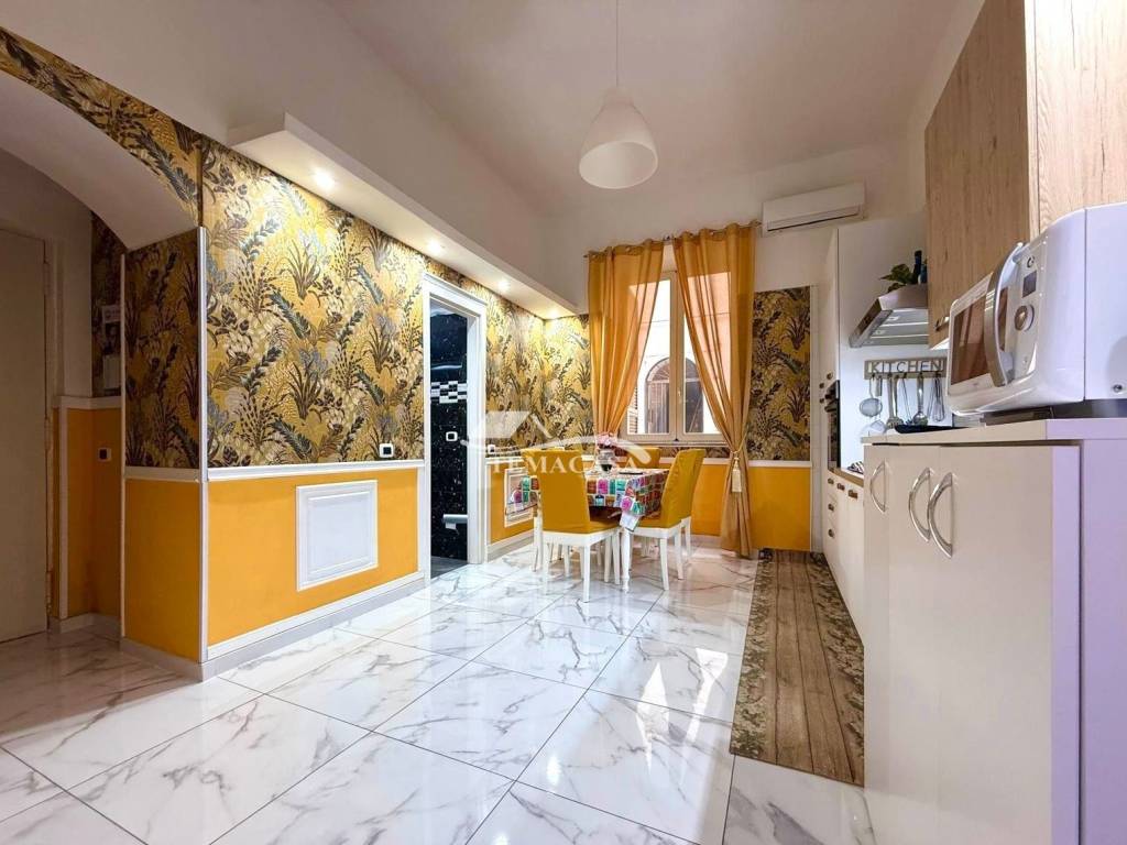 Appartamento a Pozzuoli in Viale Angelo Compagnone - Foto 3