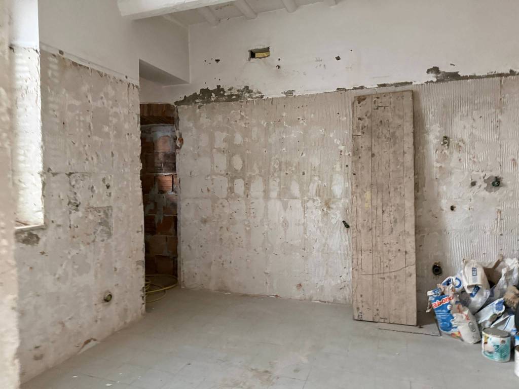 Casa indipendente a Prato in Piazza Mercatale - Foto 2