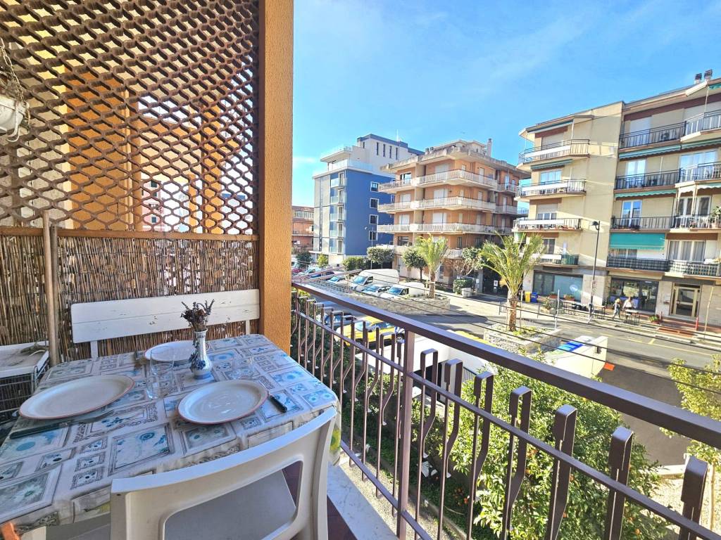 Appartamento a Pietra ligure in Viale della Repubblica, 114 - Foto 5