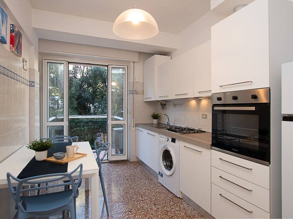 Appartamento a Finale ligure in Via Aurelia, 221 - Foto 3