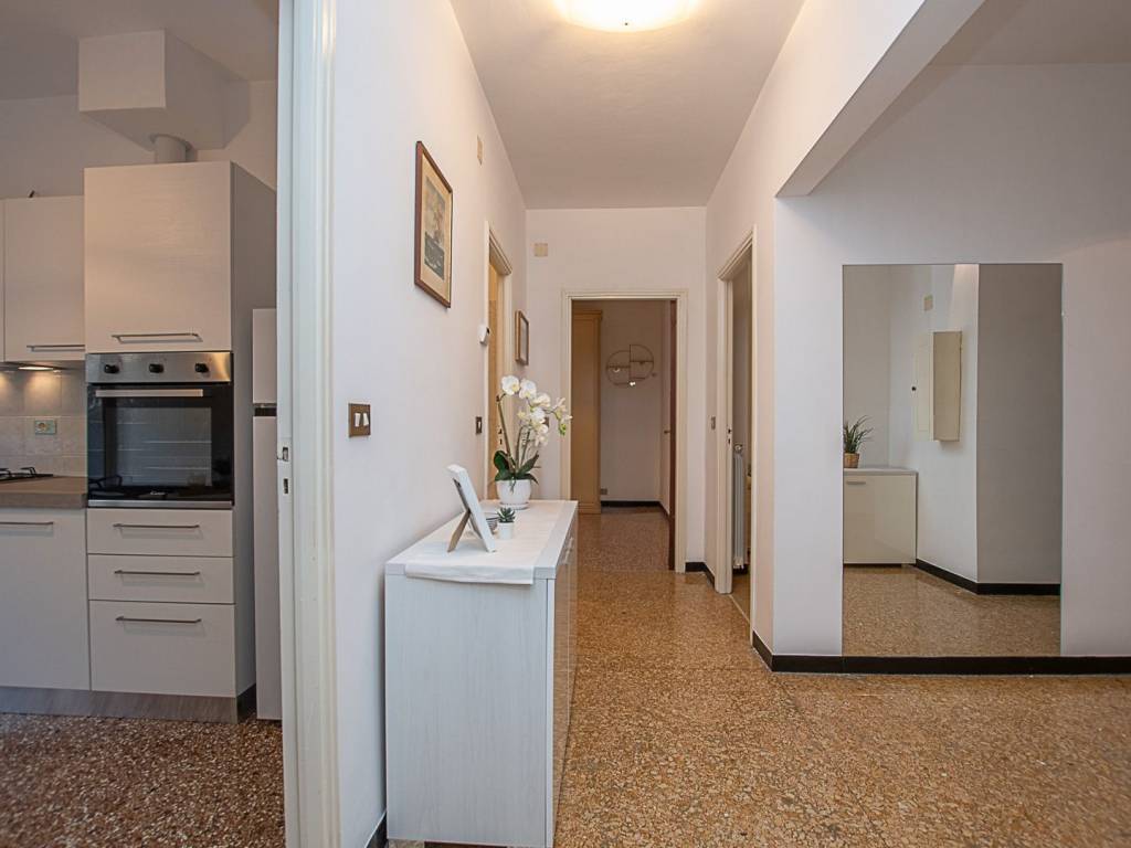 Appartamento a Finale ligure in Via Aurelia, 221 - Foto 5