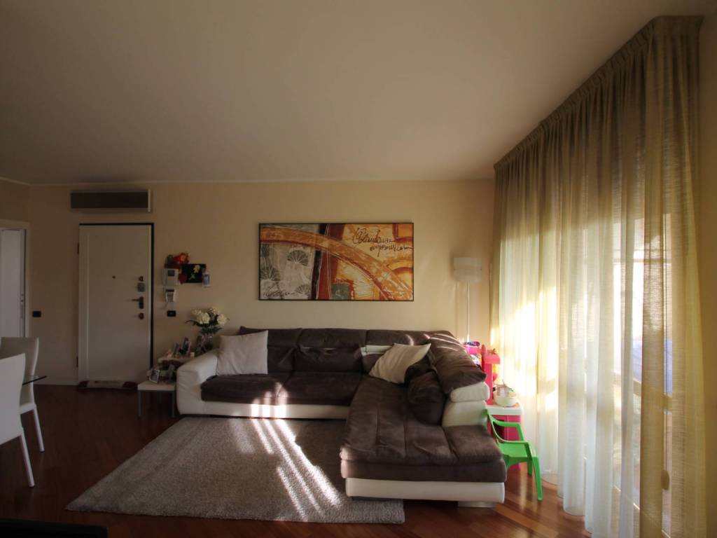 Appartamento a Cesate in Via Piave, 64 - Foto 2