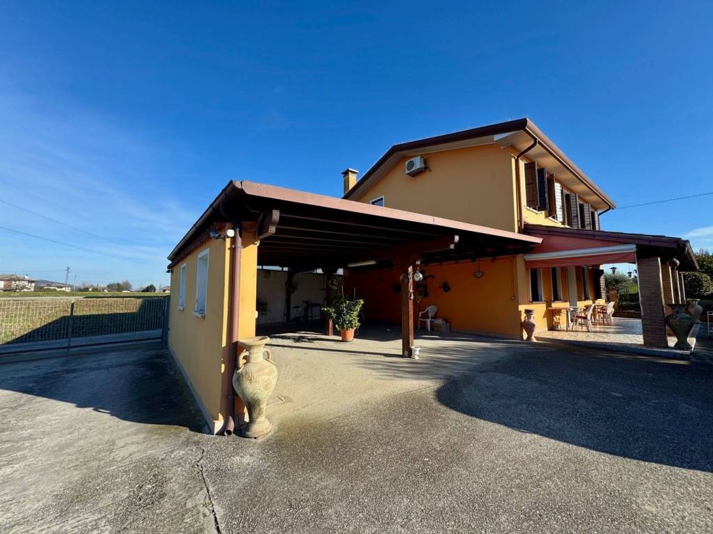 Villa a Pernumia in VIA CANALETTA, SNC - Foto 5