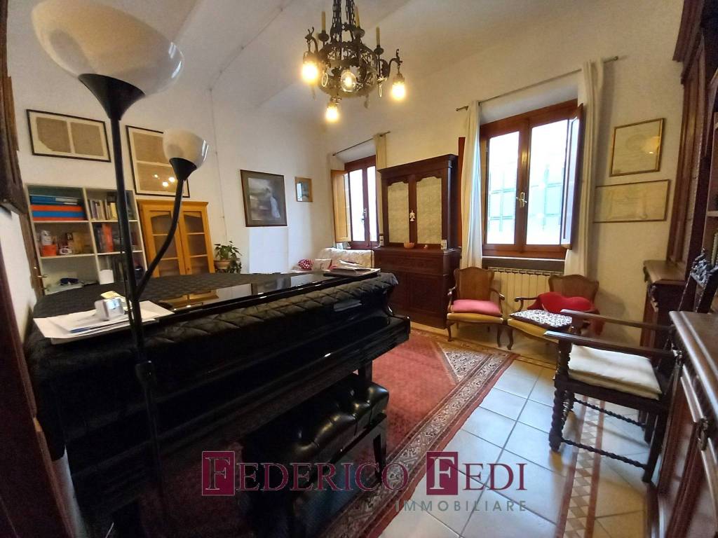 Appartamento a Prato in Via Giuseppe Mazzoni - Foto 2