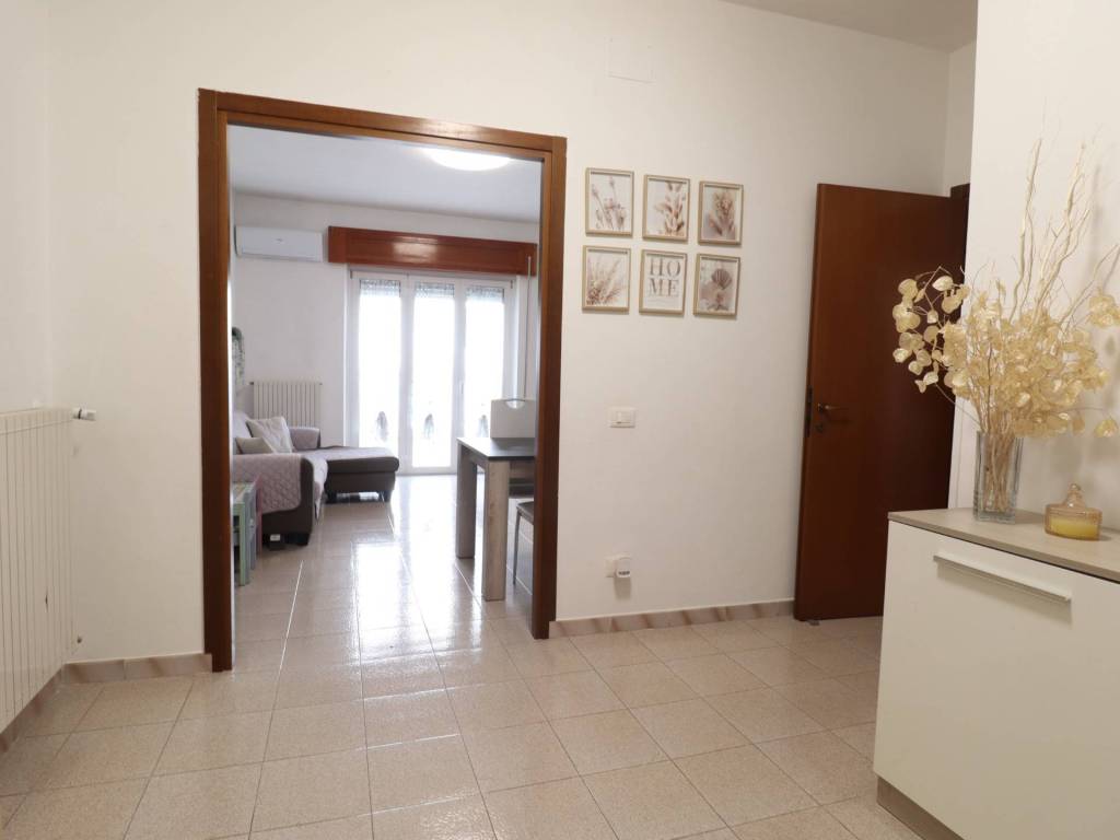 Appartamento a Nettuno in Via Monviso, 21 - Foto 2