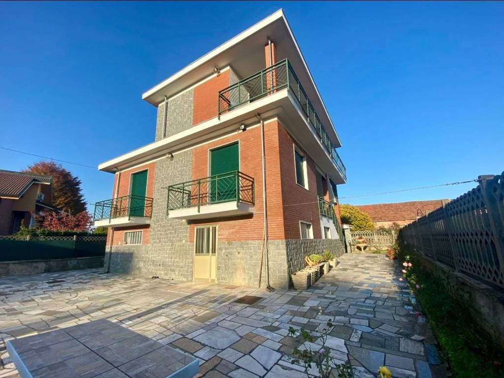 Villa a Leinì in Via Roveglia Ruffini, 22 - Foto 2