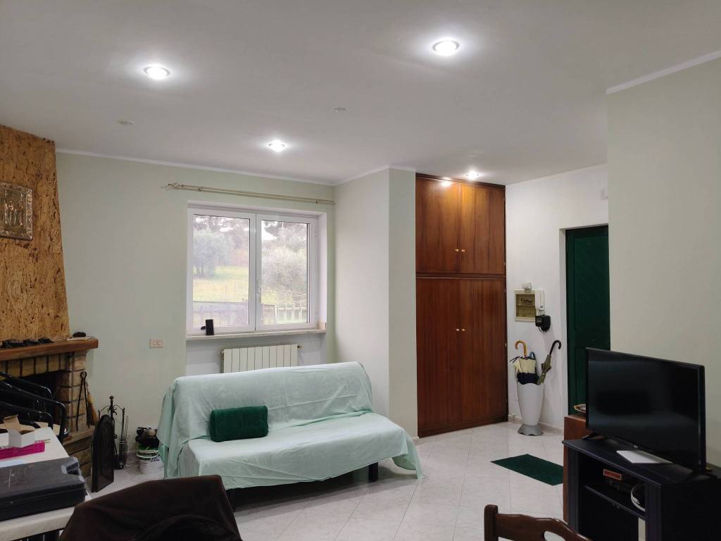 Casa indipendente a Montelibretti in Via Polledrara - Foto 4