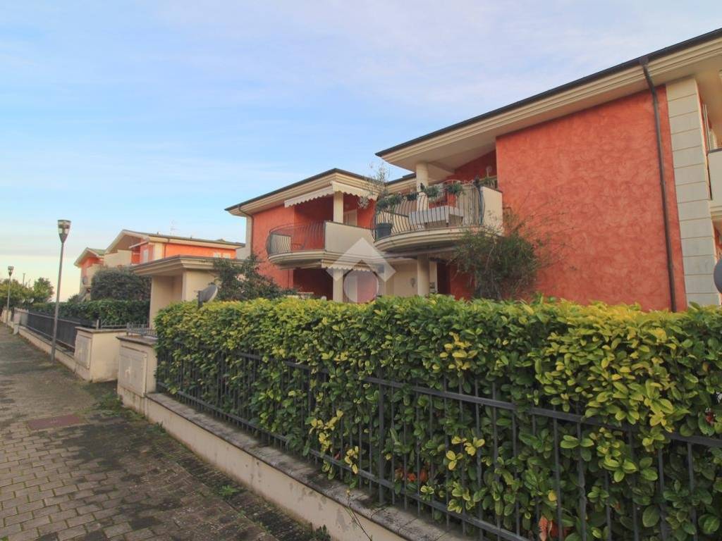 Appartamento a Giulianova in Lungomare Rodi, 40 - Foto 2