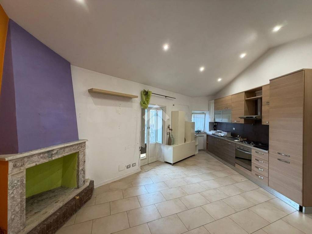 Appartamento a Viterbo in Via del Colle - Foto 4