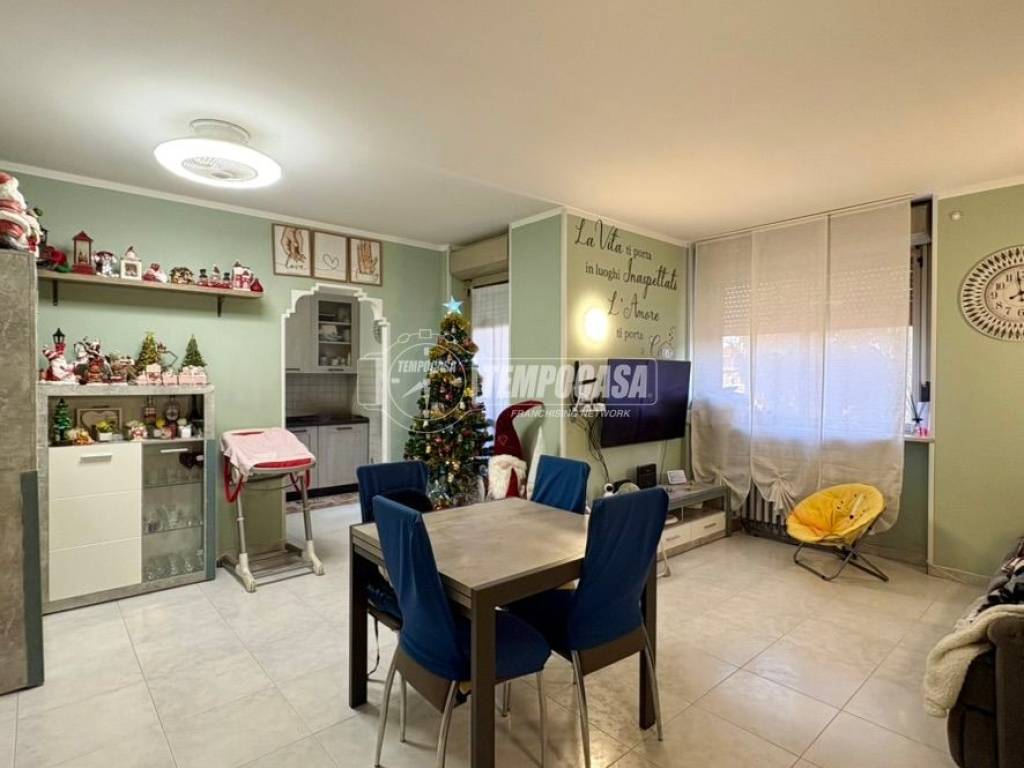 Appartamento a Rivoli in Via Pasubio - Foto 2