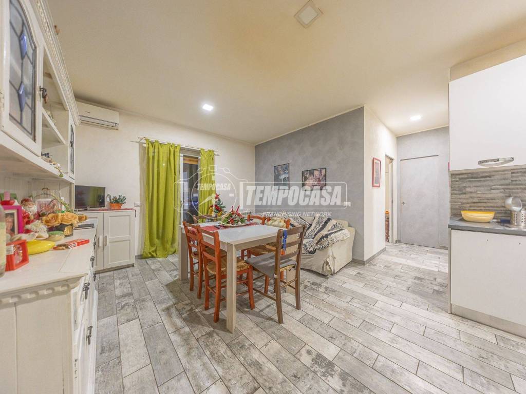 Appartamento a Ladispoli in Via Trieste 47 - Foto 2