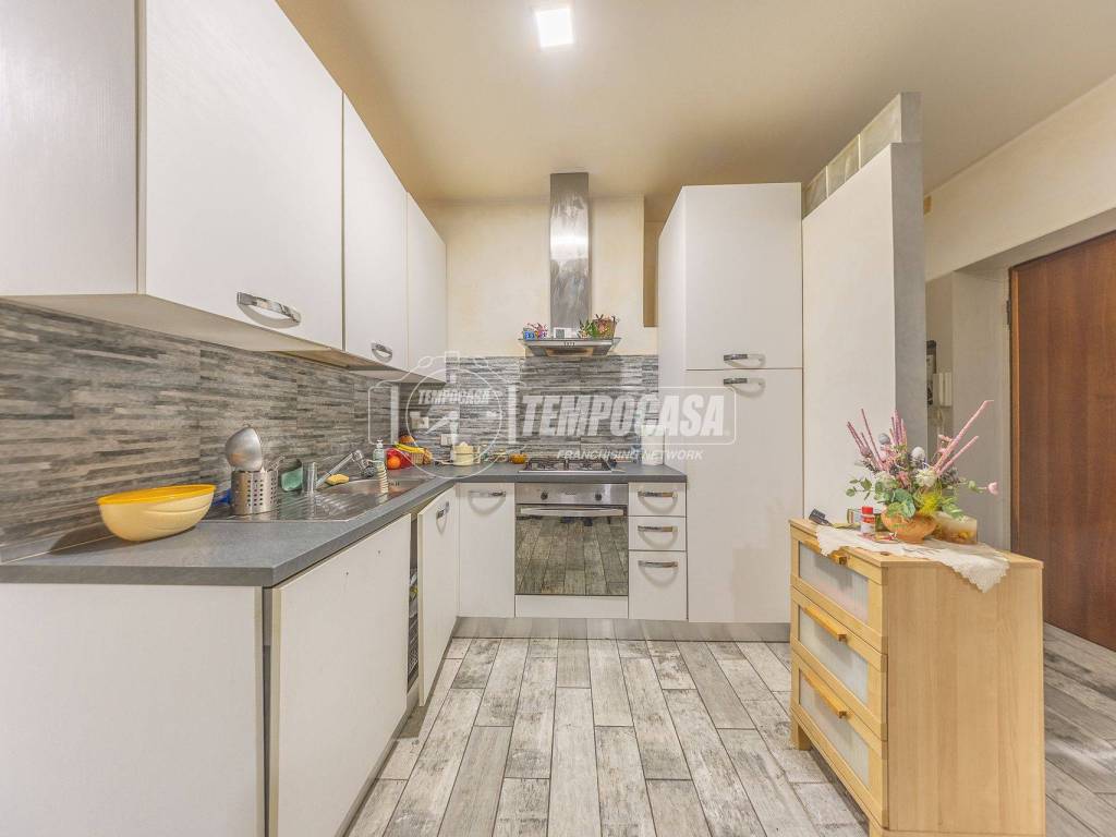 Appartamento a Ladispoli in Via Trieste 47 - Foto 4