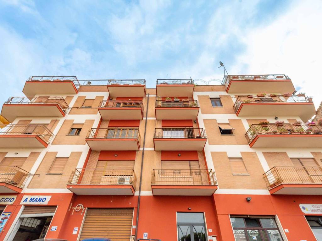 Appartamento a Monte compatri in Via Oberdan, 30 - Foto 2