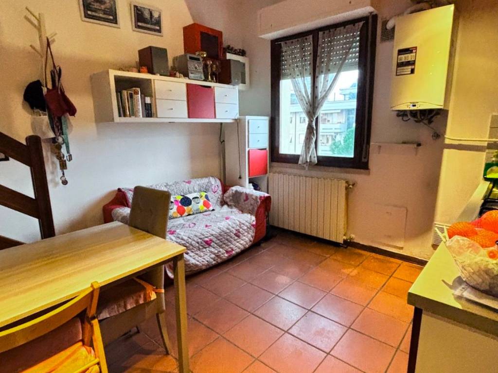Appartamento a Prato in Via Lorenzo Menabuoni, 11 - Foto 3