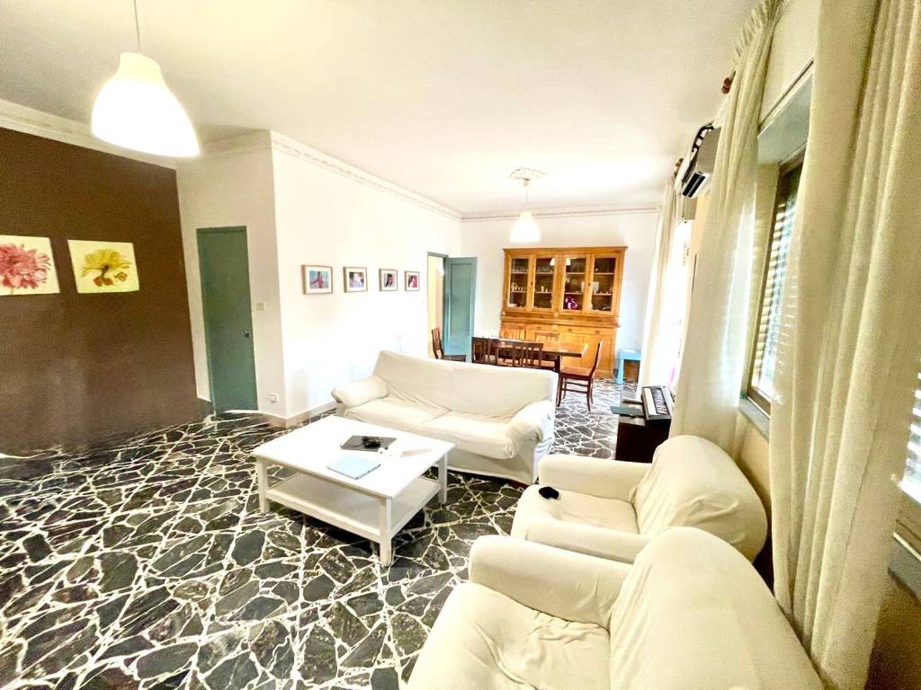 Appartamento a Giarre in Via Roma - Foto 2