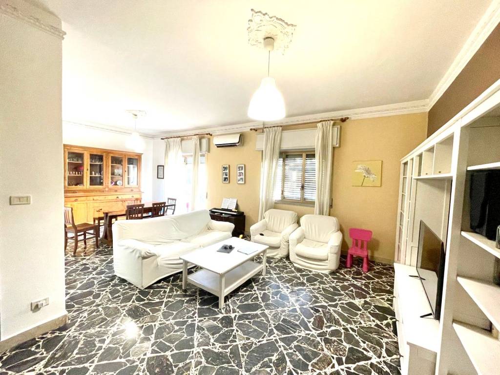 Appartamento a Giarre in Via Roma - Foto 3