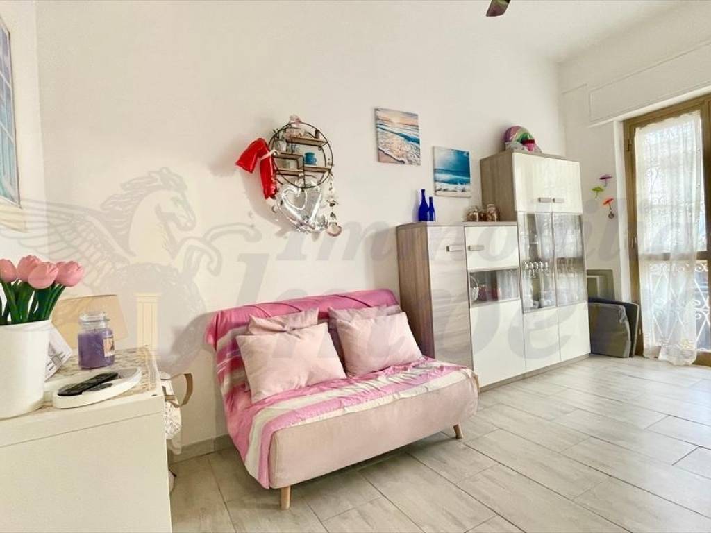 Appartamento a Pomezia in Via Svezia n.54 - Foto 4