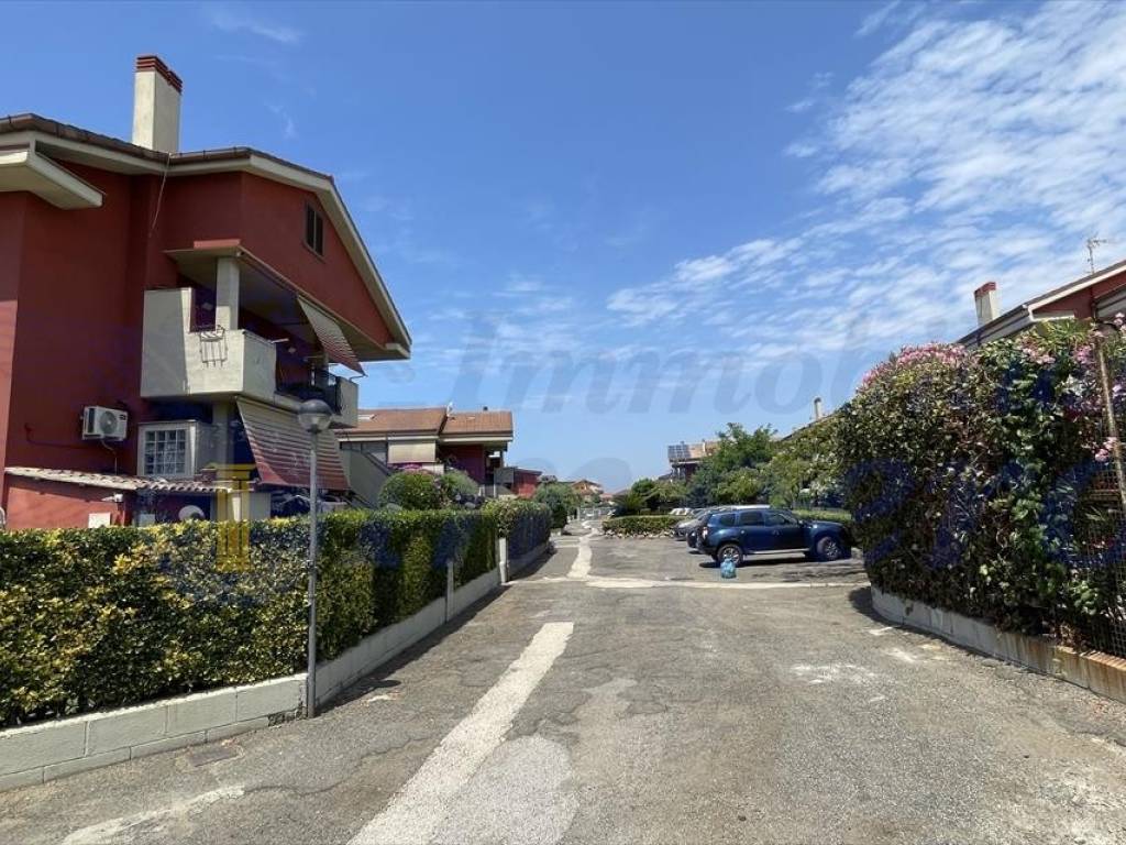 Appartamento a Ardea in Via Ascoli Piceno 59 - Foto 2