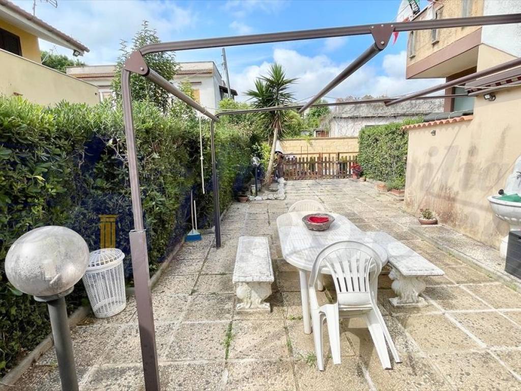 Appartamento a Ardea in Via Ettore 16 - Foto 3