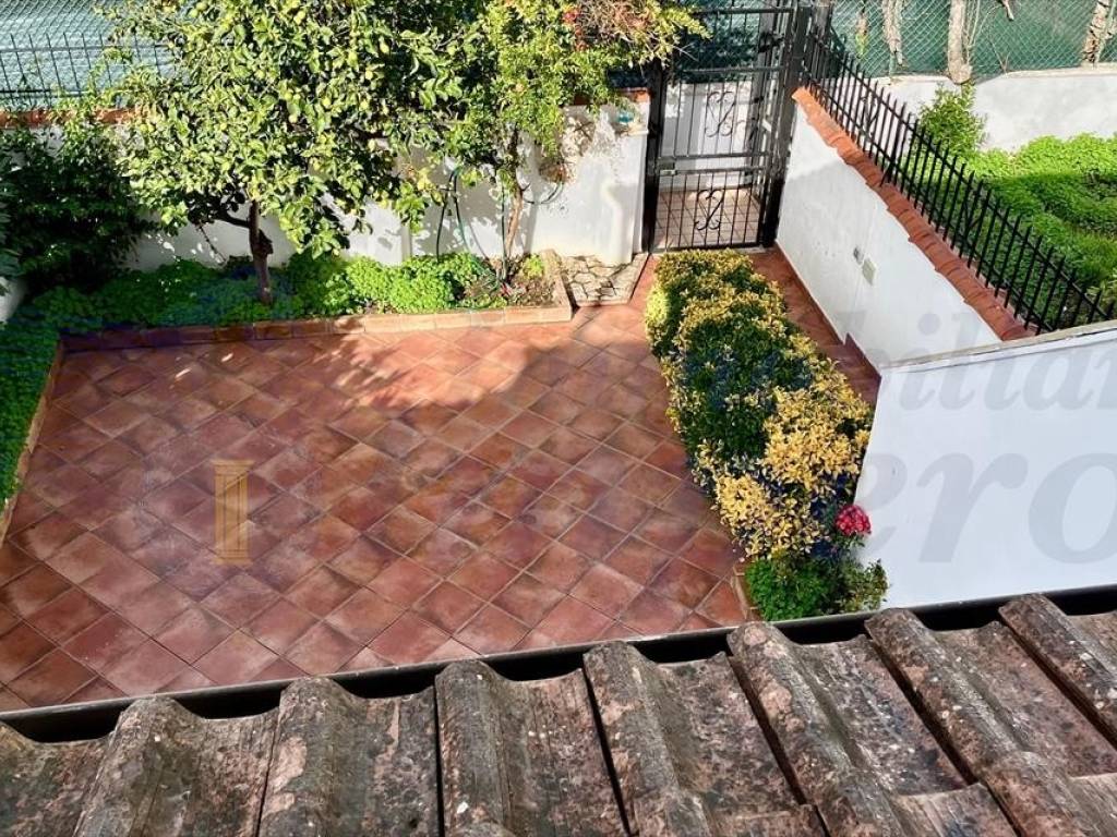 Appartamento a Pomezia in Via Della Bilancia 2C - Foto 5