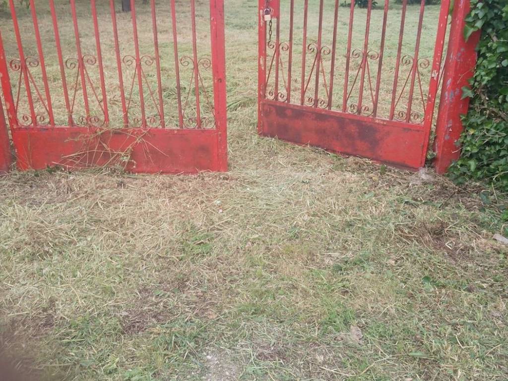 Terreno a Aprilia in Via Montessori Montecchi , 14 - Foto 3