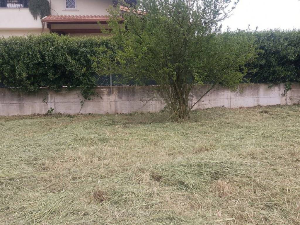 Terreno a Aprilia in Via Montessori Montecchi , 14 - Foto 5