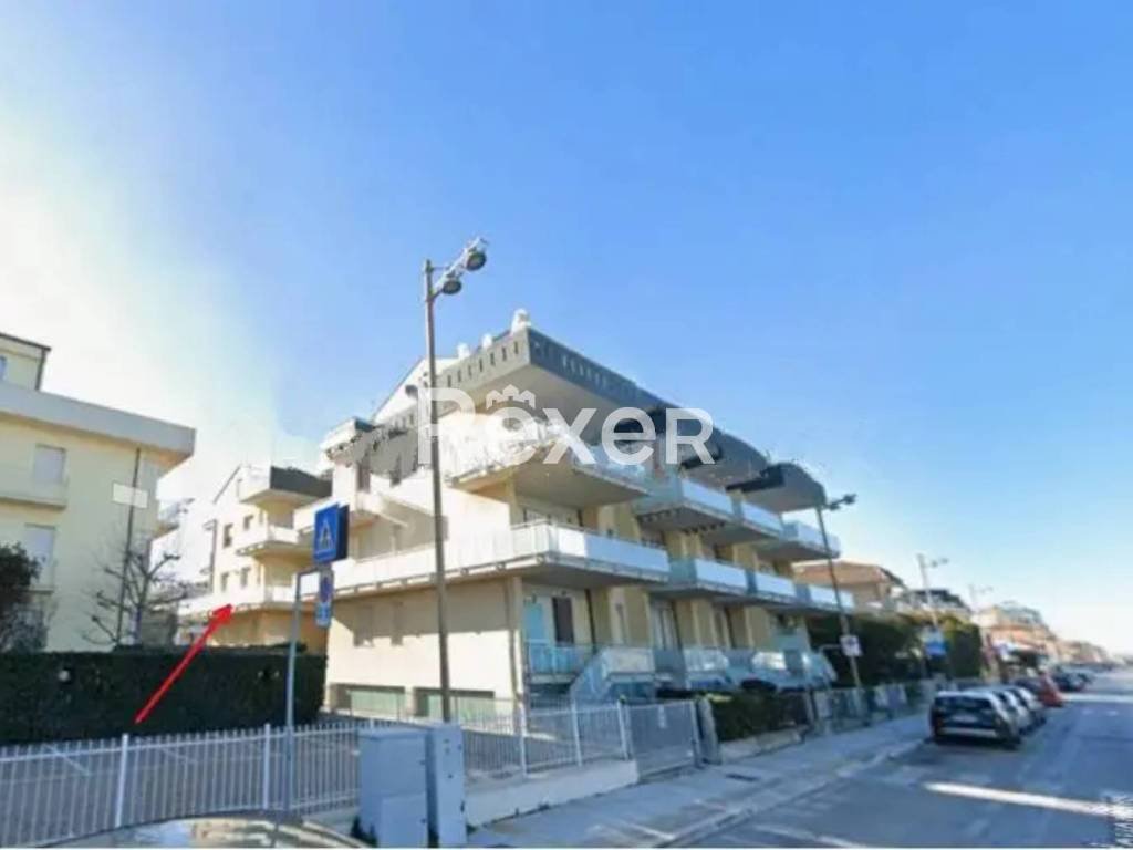 Appartamento a Civitanova marche in Viale Quattro Novembre - Foto 5