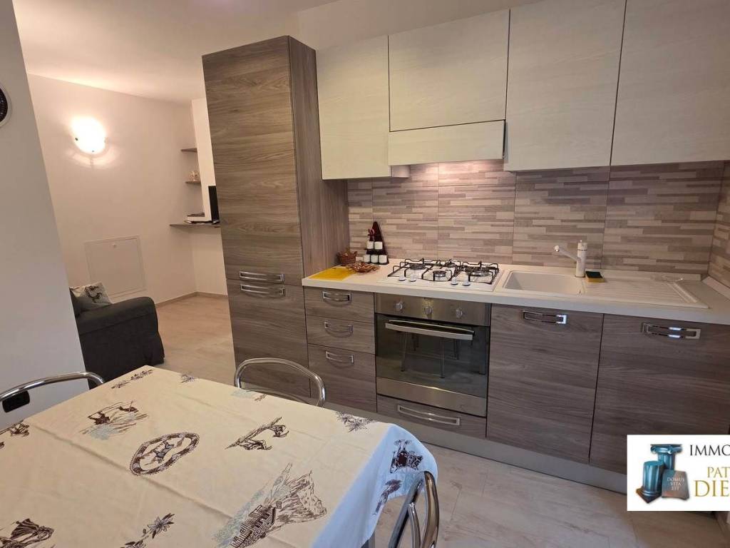 Appartamento a Aosta in Viale Giuseppe Garibaldi - Foto 3