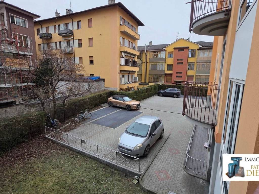 Appartamento a Aosta in Viale Giuseppe Garibaldi - Foto 5