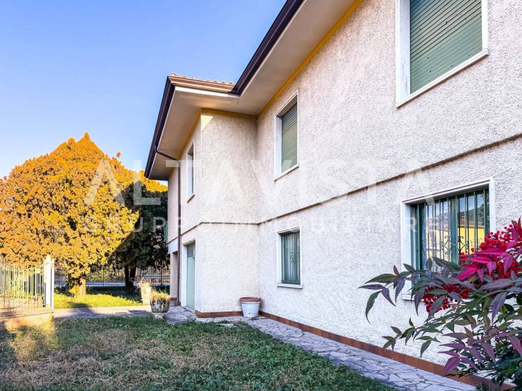 Villa a Nuvolera in Via dei Marmi - Foto 2