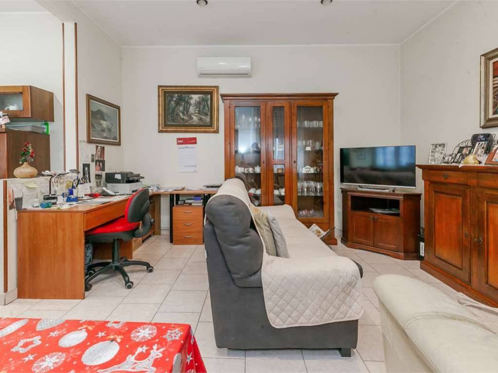 Appartamento a Paderno dugnano in Via Erba - Foto 5