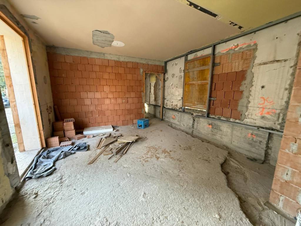 Casa indipendente a Montichiari in Via Tre Innocenti - Foto 2