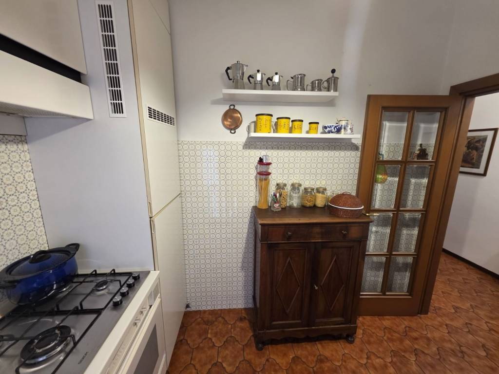 Appartamento a Parma in Via Luigi Mascherpa - Foto 4