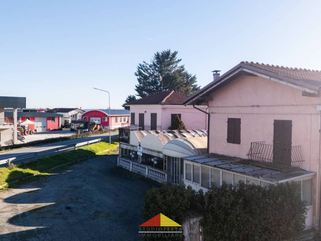 Villa a Revello in Via Basse, 2 - Foto 3