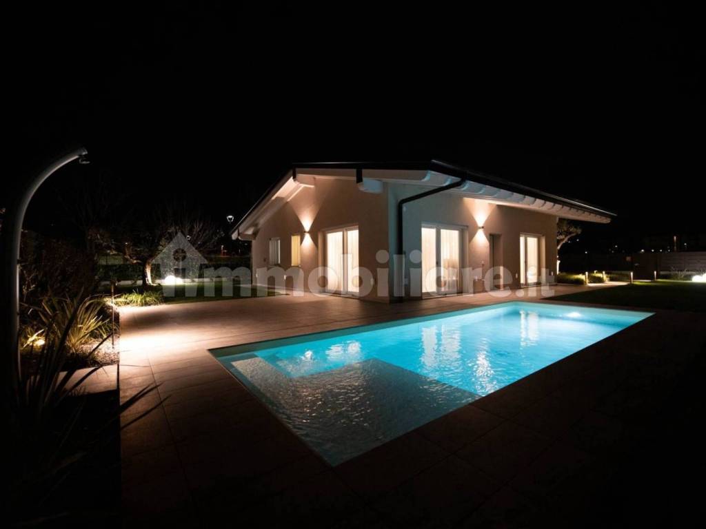 Villa a Cadorago in Via Giovanni Pascoli - Foto 2