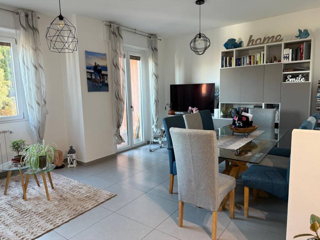 Appartamento a Baveno in Via Don Carlo Gnocchi - Foto 2