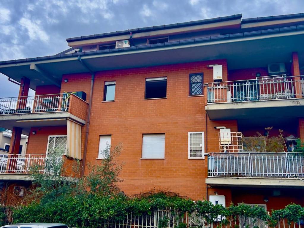 Appartamento a Guidonia montecelio in Via Gioacchino Belli - Foto 2