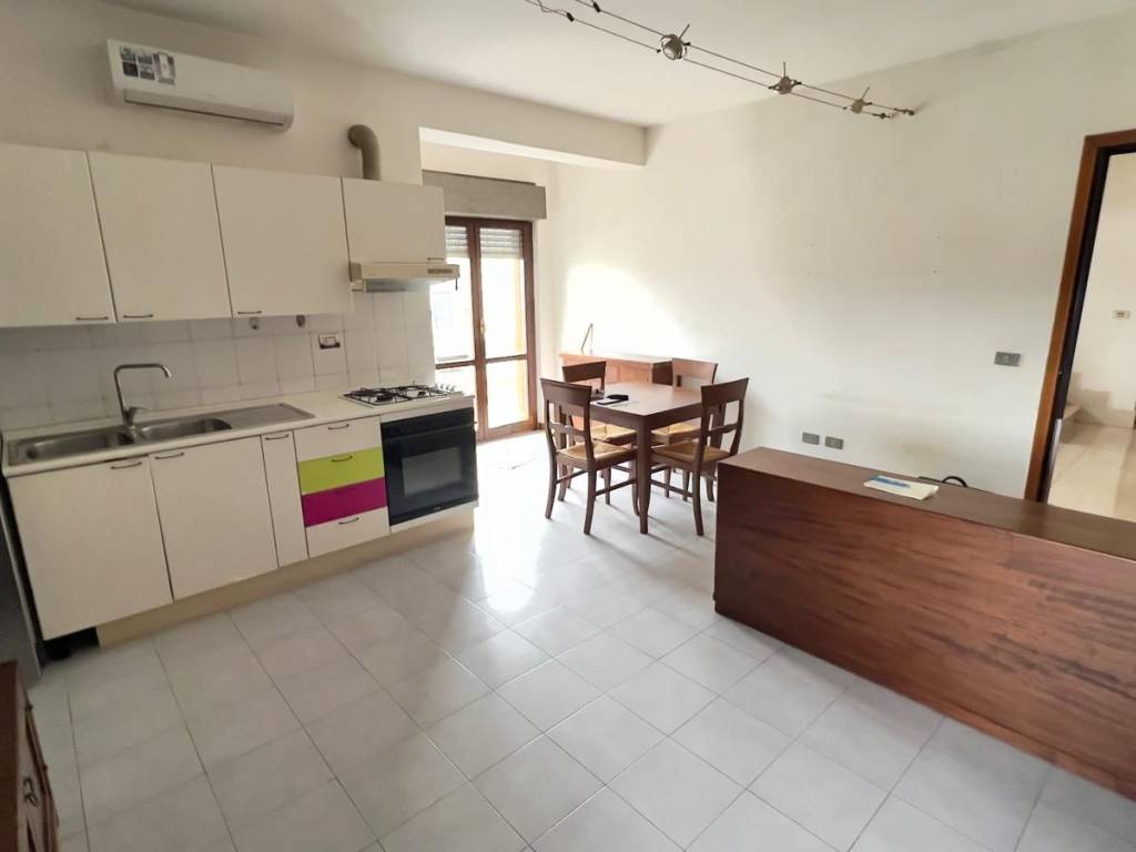 Appartamento a Guidonia montecelio in Via Gioacchino Belli - Foto 4
