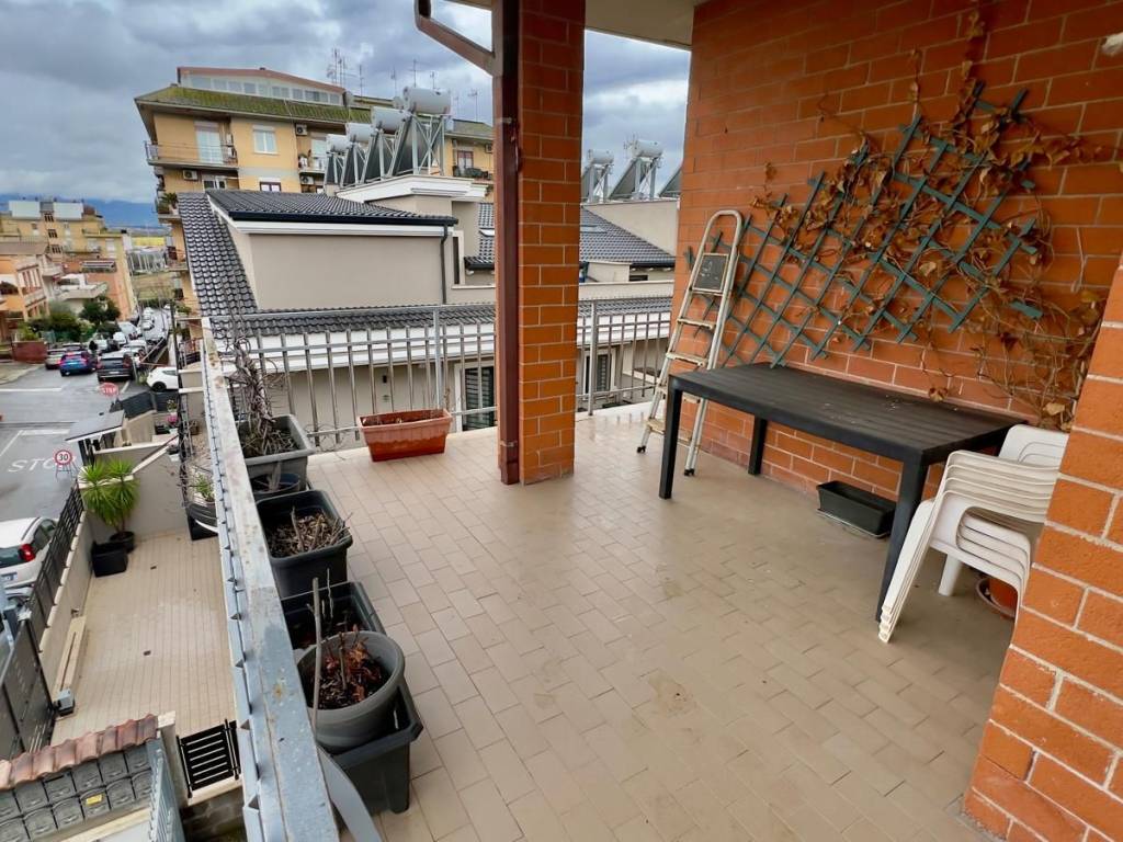 Appartamento a Guidonia montecelio in Via Gioacchino Belli - Foto 5