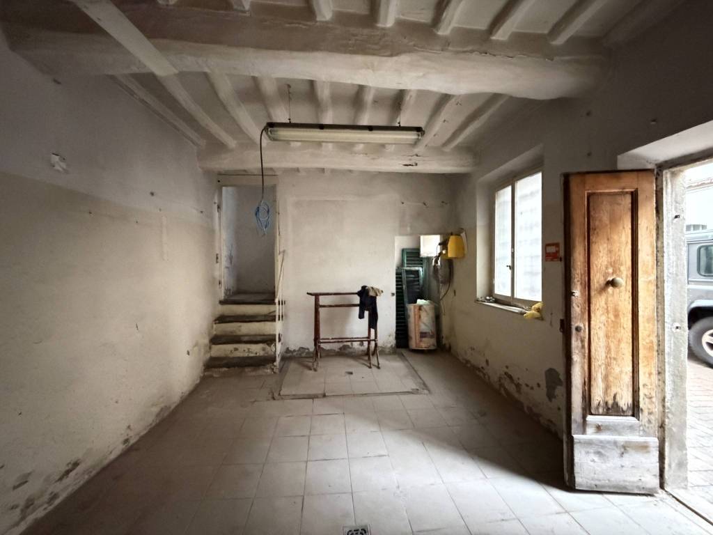 Casa indipendente a Prato in Piazza Mercatale - Foto 4
