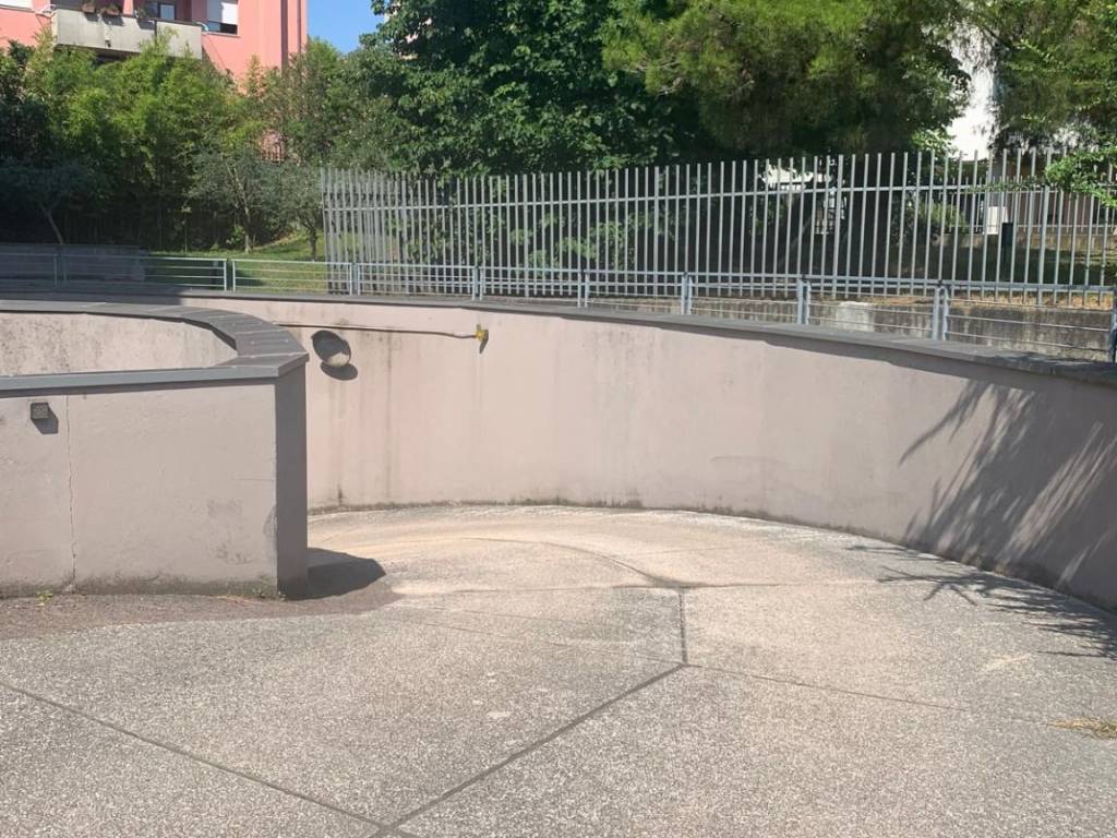 Box / garage a Verona in Via La Fratellanza, 22 - Foto 2