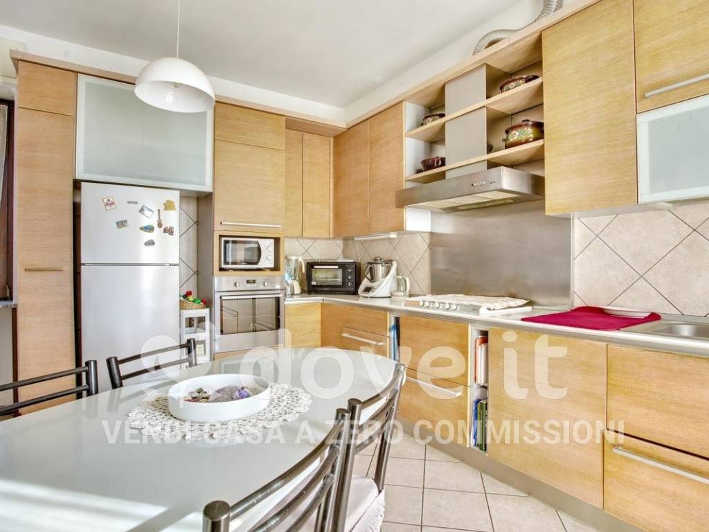 Appartamento a Cairate in Via G. Garibaldi, 29 - Foto 2