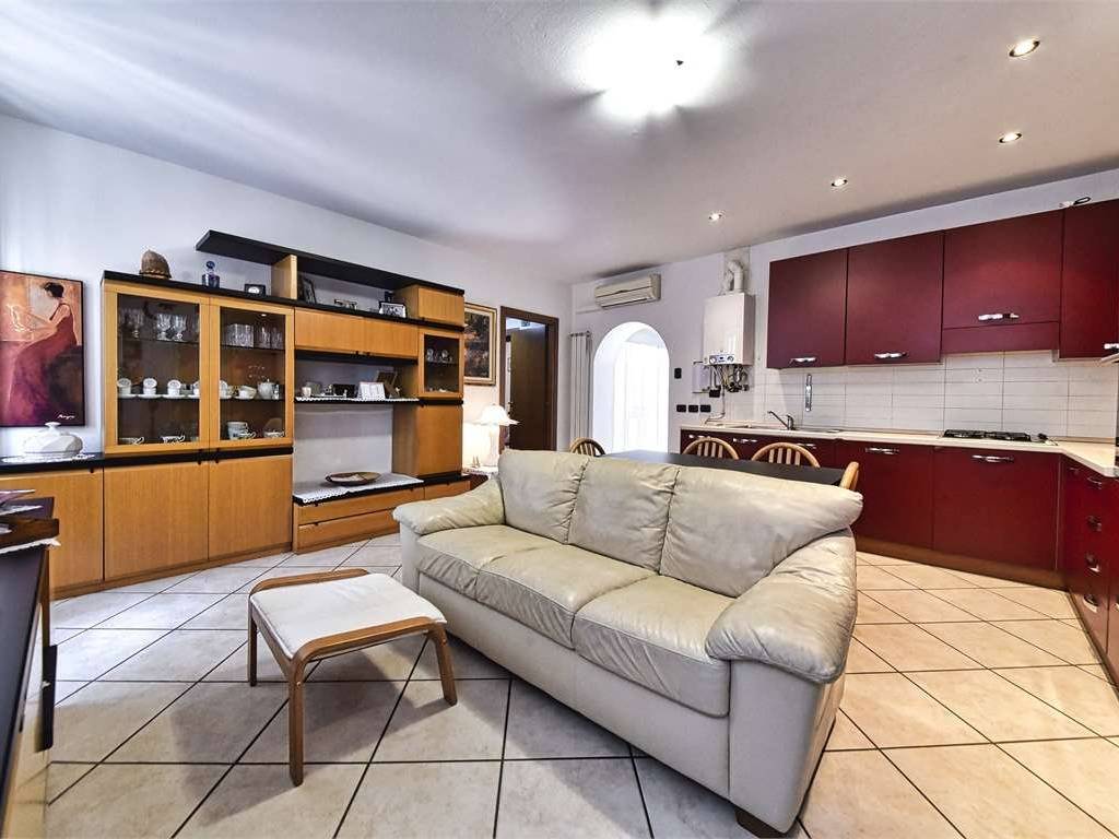 Appartamento a Gerenzano in Via San Giacomo, 4 - Foto 3