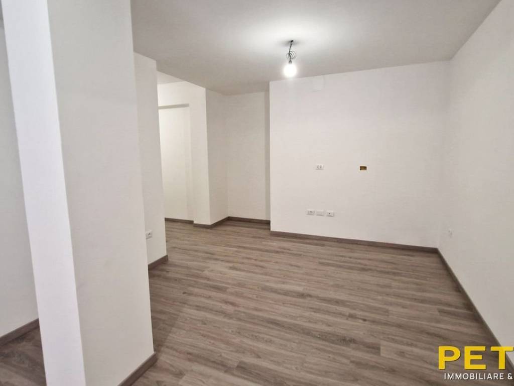 Appartamento a San benedetto del tronto in Via Francesco Crispi, 37 - Foto 5