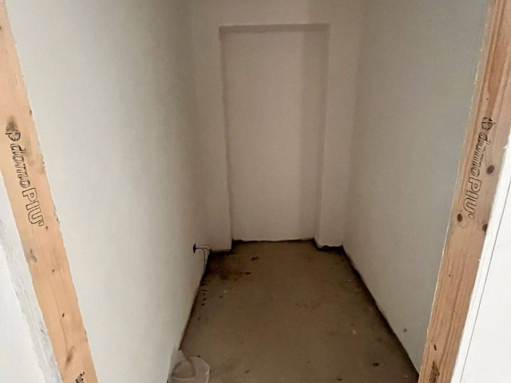 Appartamento a Carugo in Via Enrico Tazzoli, 13 - Foto 5